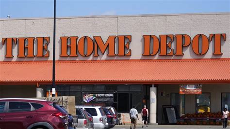 Home Depot sees first annual sales decline in more than a decade as housing streak ebbs, rates jump
