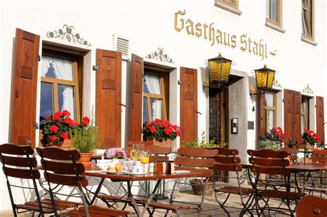 Home Hotel Restaurant Winery Stahl - Gasthaus Stahl