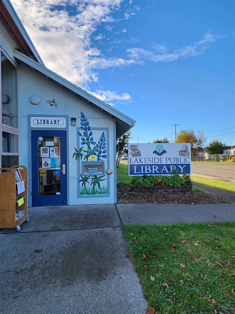 Home Lakeside Public Library