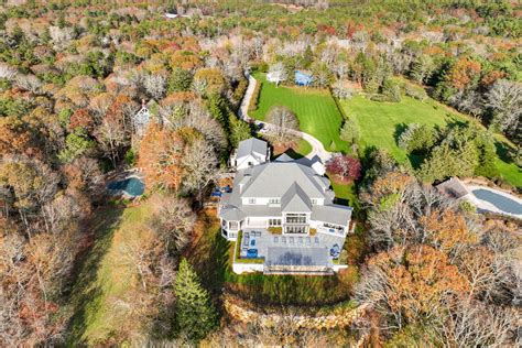 Home Showcase: A jaw-dropping estate in Osterville