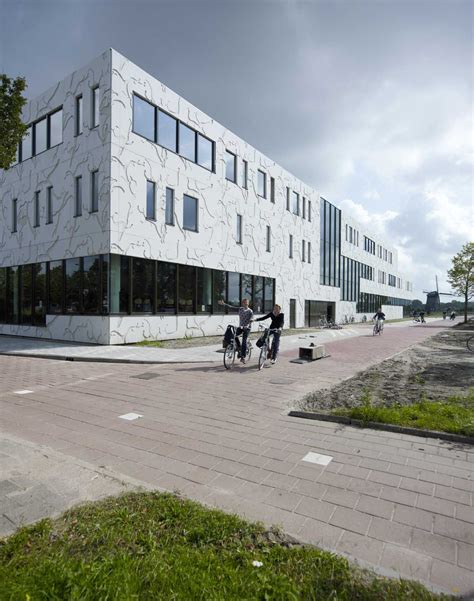 Home Van der Meij college