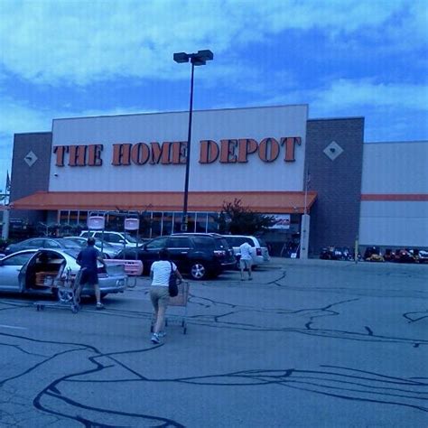 Contact information for Home Depot is available on its website, according to the company. HomeDepot.com provides an online customer support directory with contact information for commercial, private and government consumers.. 