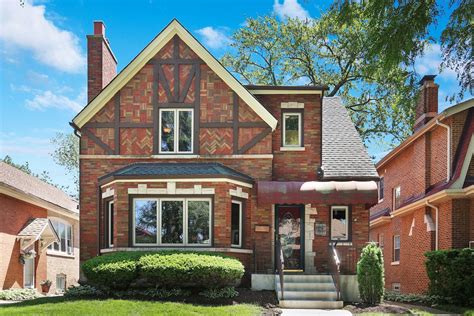 Home for sale chicago. Zillow has 259 homes for sale in Chicago IL matching University Of Chicago Campus. View listing photos, review sales history, and use our detailed real estate filters to find the perfect place. 