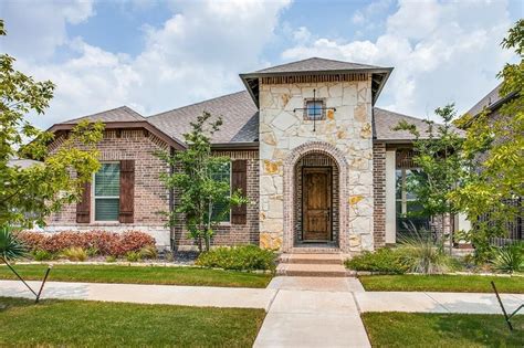 Home for sale in arlington tx. Explore the homes with Open House that are currently for sale in Arlington, TX, where the average value of homes with Open House is $349,945. ... Brokered by Better Homes and Gardens Real Estate ... 