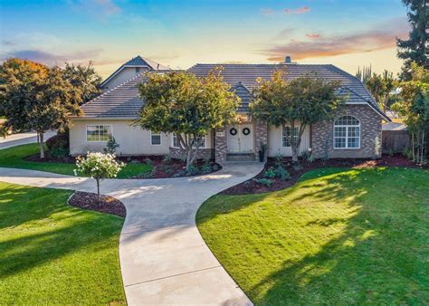 7 Homes For Sale in The Lakes, Visalia, CA. Browse photos, see new properties, get open house info, and research neighborhoods on Trulia.