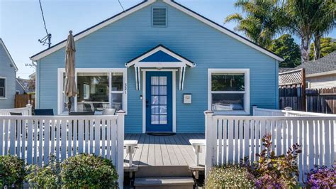 1 Bed, 1 Bath. 121 Coulson Ave. Santa Cruz, CA 95060. House for Rent. $7,200 /mo. 4 Beds, 2 Baths. Discover 28 single-family homes for rent in Santa Cruz, CA. Browse rentals with features including private pools and attached garages, and …. 