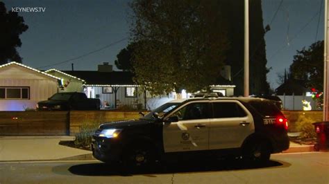 Home-invasion suspects yell 'LAPD' before breaking into Lake Balboa home