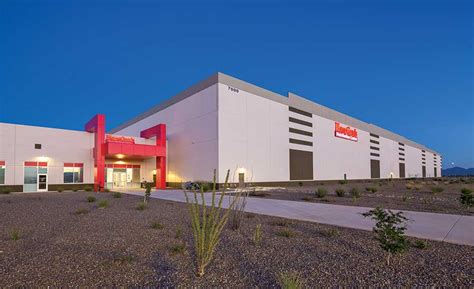 Homegoods distribution center. Our Distribution Centers are the key to getting new products out to TJ Maxx, Marshalls, HomeGoods ... the Distribution Center. Ensures that quality and service are at a high level. Ensures that quality and service are at a high level. 