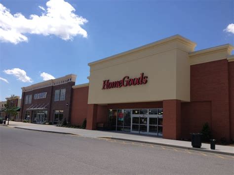 Visit HomeGoods not far from the intersection of US-119 and Rhl Boulevard, in Davis Creek, South Charleston, at Shoppes at Trace Fork. By car . Simply a 1 minute drive from Estate Lane, Mitchell Lane, US-119 and Nazarene Drive; a 4 minute drive from Jefferson Road (Wv-601), Ruthdale Road (Wv-214) and Oakhurst Drive (Wv-214); and a 11 minute trip from US-119 or Exit 54 of I-64.