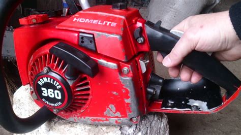 Homelite Super EZ Specifications. The Homelite Super EZ chain saw is a one-person saw introduced by the Homelite Corporation of Port Chester, New York, in 1986. Made in a Homelite red-magnesium case with a black cover over its air filter, the Super EZ weighs 10 pounds without its guide bar or cutting chain and features a rigid handlebar system.. 