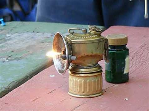 Homemade Carbide Lamp [Easy] - YouTube