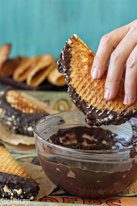 Homemade Choco Tacos - SugarHero