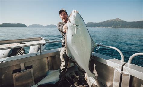 Homer Alaska - Trout Fishing & Salmon Fishing in Homer Lagoon