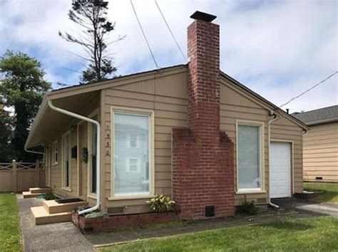 This apartment is located at 333 E St, Eureka, CA. 333 E St is in Eureka, CA and in ZIP code 95501. This property has 1 bedroom, ... Homes for Rent Near 333 E St. Skip to last item. $2,000/mo. 2bd. 1ba. 2312 I St #A, Eureka, CA 95501. PET FRIENDLY. $1,575/mo. 2bd. 1ba. 750 sqft..