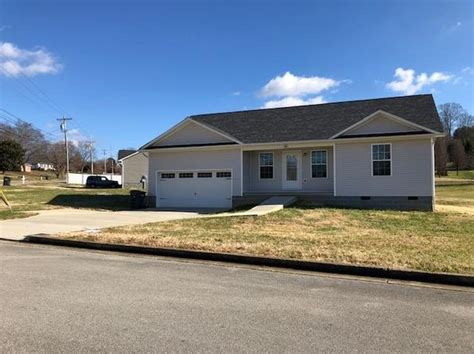 Homes for rent greeneville tn. 2141 Buckingham Rd, Greeneville, TN 37745. $1,200/mo. 2 bds. 1 ba. 768 sqft. - House for rent. 5 days ago Apply with Zillow. 560 River Trace Ln, Greeneville, TN 37743. $1,800/mo. 