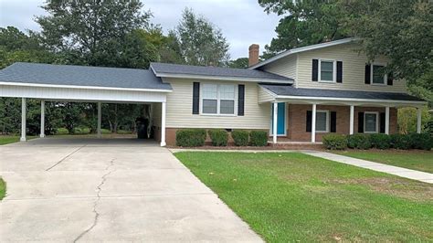 Homes for rent in lumberton nc. A separate detached 2 car garage/workshop is wired and. $195,000. 2 beds 2 baths 1,945 sq ft. 1930 Tar Heel Rd, Lumberton, NC 28358. Home with a Pool for sale in Lumberton, NC: Uniquely located just outside the city limits of Lumberton, just 1.25 miles from interstate 95 and 74 in a quiet desirable neighborhood. 