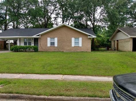 Homes for rent in pine bluff ar. Apr 9, 2024 · 3 Bedroom Home Rental is a house. 904 Barrow Dr house in Pine Bluff, AR, is available for rent. This house rental unit is available on ForRent.com, starting at $995 monthly. 