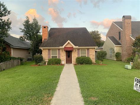 Homes for rent in youngsville la. Condos for rent in Youngsville, LA Condos for rent in Youngsville, Louisiana have a median rental price of $1,800. Youngsville condos for rent spend an average of 94 days on the market. 