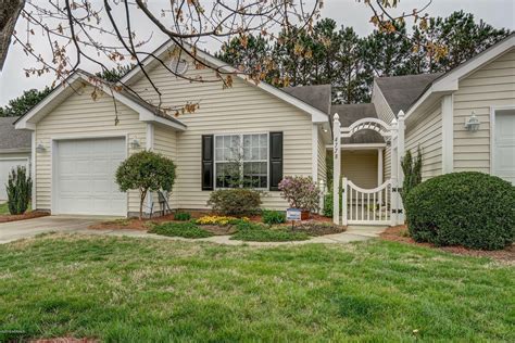 Homes for rent rocky mount nc. Additional Cost. 2721 Gary Rd, Rocky Mount, NC 27803 is a 3 bedroom, 2 bathroom, 1,376 sqft single-family home built in 1997. This property is not currently available for sale. The current Trulia Estimate for 2721 Gary Rd is $189,900. Sold. 