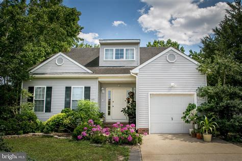 Homes for rent salisbury md. There are currently 64 Apartments for Rent in Salisbury, MD with pricing that ranges from $529 to $2,720. There are also 31 Single Family Homes for rent, Condos, and Townhome rentals currently available in Salisbury ranging from $995 to $2,800. 