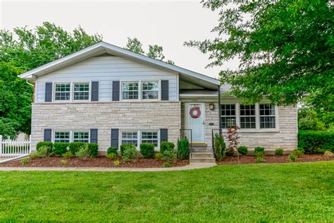 View detailed information about property 2711 Foxy Poise Rd, Louisville, KY 40220 including listing details, property photos, school and neighborhood data, and much more.. Homes for sale 40220