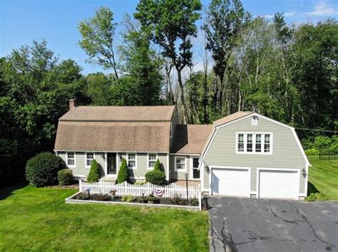 Homes for sale agawam ma. Sort. Recommended. $289,999. 3 Beds. 1 Bath. 1,104 Sq Ft. 137 Florida Dr, Agawam, MA 01001. Welcome Home to this cozy ranch conveniently located near the Agawam River Walk and School Street Park! This home offers an eat-in kitchen and spacious living room with hardwood flooring, bow window and fireplace. 