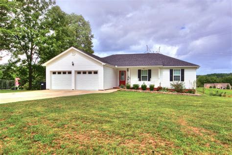 Homes for sale apison tn. New construction homes for sale in Apison, TN have a median listing home price of $684,900. There are 33 new construction homes for sale in Apison, TN, which spend an average of 70 days on the market. 
