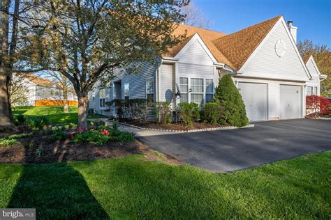 Homes for sale bordentown nj. 57 Honey Flower Dr, Bordentown, NJ 08505 is pending. View 67 photos of this 2 bed, 2 bath, 1848 sqft. single family home with a list price of $454900. 