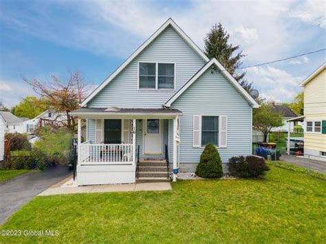 Explore the homes with Corner Lot that are currently for sale in Brunswick, NY, where the average value of homes with Corner Lot is $277,000. Visit realtor.com® and browse house photos, view ...