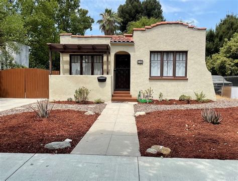 Homes for sale burbank ca. 136 Burbank, CA homes for sale, median price $1,099,000 (0% M/M, 10% Y/Y), find the home that’s right for you, updated real time. Join for personalized listing updates. 