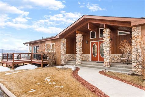 Homes for sale butte montana. Sold: 6 beds, 2.5 baths, 2526 sq. ft. house located at 49 N Lake Dr, Butte, MT 59701 sold on Feb 9, 2024 after being listed at $460,000. MLS# 383572. Great ranch style home in the Country Club Golf... 