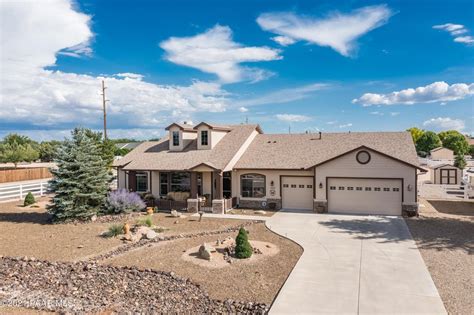 Homes for sale chino valley az. 627 Willow Ln, Chino Valley, AZ 86323 is currently not for sale. The 1,481 Square Feet single family home is a 3 beds, 2 baths property. This home was built in 2002 and last sold on 2024-01-19 for $545,000. View more property details, sales history, and Zestimate data on Zillow. 