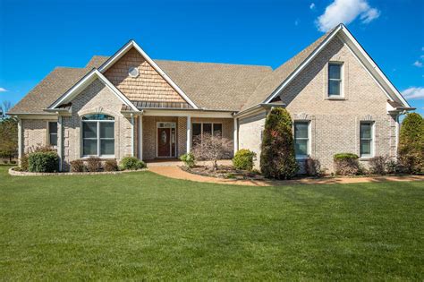 Homes for sale dickson tn. Explore the homes with Lake View that are currently for sale in Dickson, TN, where the average value of homes with Lake View is $400,000. Visit realtor.com® and browse house photos, view details ... 