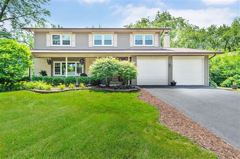 Homes for sale downers grove il. Enjoy house hunting in 60515 with Compass. Browse 51 homes for sale, photos & virtual tours. Connect with a Compass agent to help you find your dream home. 