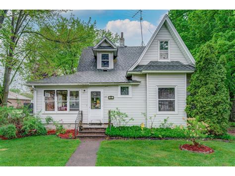 4 Elmwood WI Homes for Sale / 37. $210,000 . 3 Beds; 1 Bath; 1,527 Sq Ft; 126 Springer Ave, Elmwood, WI 54740. Super cute and affordable 3BR, 1BA home on a large double lot in the Village of Elmwood. This home has many updates including a brand new bathroom, new dishwasher, water heater, furnace and A/C in 2016, fresh paint, light fixtures and .... 