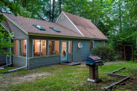 Homes for sale gilford nh. 3 days ago · OPEN HOUSE: Sunday, April 21, 2024 11:00 AM - 1:00 PM. For Sale - 138 Cumberland Rd, Gilford, NH - $1,350,000. View details, map and photos of this single family property with 3 bedrooms and 5 total baths. 