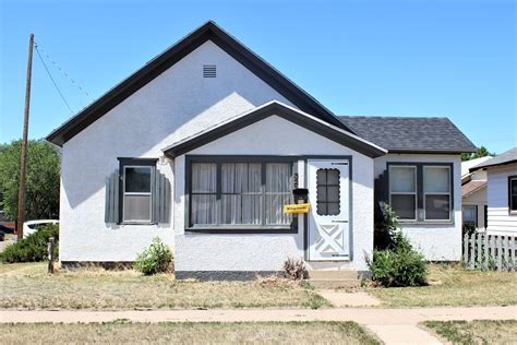 Homes for sale glendive. View 19 photos for 207 Juniper Ave, Glendive, MT 59330, a 3 bed, 2 bath, 2,288 Sq. Ft. single family home built in 1980 that was last sold on 10/06/2021. 