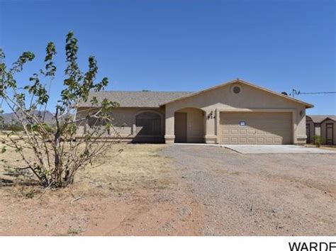 Homes for sale golden valley az. The listing broker’s offer of compensation is made only to participants of the MLS where the listing is filed. 3884 N Bouse Rd, Golden Valley, AZ 86413 is pending. Zillow has 55 photos of this 3 beds, 2 baths, 1,560 Square Feet manufactured home with a list price of $235,000. 