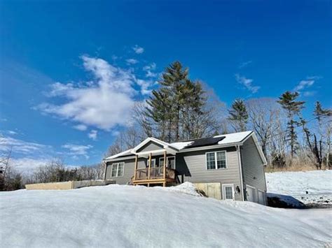 Homes for sale in barnstead nh. 11 Colony Drive, Center Barnstead, NH 03225 is a 3 bedroom, 2 bathroom, 2,156 sqft single-family home built in 1970. This property is not currently available for sale. 11 Colony Drive was last sold on Dec 22, 2023 for $429,900 (0% higher than the asking price of $429,900). 