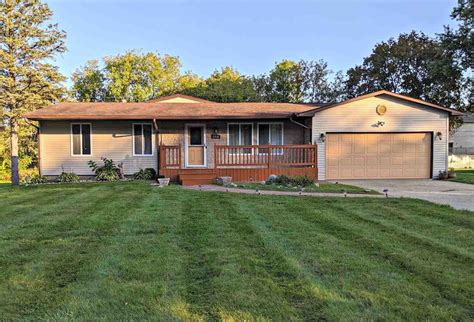 Homes for sale in bath mi. Sold - 6776 Howe Rd, Bath, MI - $270,000. View details, map and photos of this single family property with 4 bedrooms and 2 total baths. MLS# 274375. 