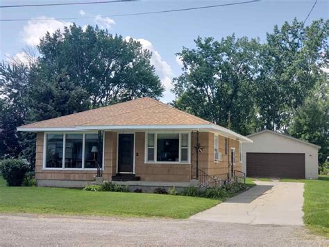 Homes for sale in bay city mi. 3 BEDROOMS AND 1 FULL BATH HOME. $17,900. 3 beds 1 bath 1,164 sq ft 4,791 sq ft (lot) 204 Elm St, Bay City, MI 48706. (866) 807-9087. ABOUT THIS HOME. Banks, MI home for sale. Rare opportunity to own a newly renovated and remodeled (2024) home in the heart of Bay City only minutes from downtown. The home is a total renovation that is … 