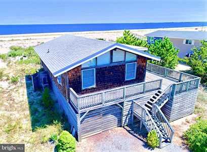 Homes for Sale in Broadkill Beach, DE. This home is l