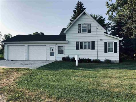 Homes for sale in brown county wi. 3,970 Sq Ft. 2839 S Broadway, Green Bay, WI 54304. Waterfront property with approximately 180 feet of frontage in Ashwaubenon on 1.64 acres (per assessor). This 4 bedroom, 2.5 bathroom colonial home features a new addition (2018) 39x31 bonus rec/game room above the attached 4-stall garage. Roof replaced in 2023. 