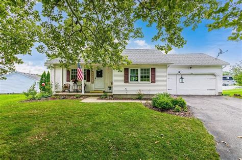 Homes for sale in canandaigua ny. Explore Similar Homes Within 25 Miles of Canandaigua, NY. $159,900. 3 Beds. 1 Bath. 1,744 Sq Ft. 5768 Ridge Chapel Rd, Williamson, NY 14589. Semi private country location with 8 acres. Accessed by deeded right of way, house is more than 800 feet from the roadway. 3 bedrooms, 1 bath, deck overlooking small pond. 