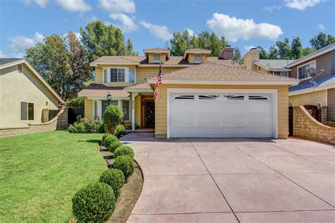 Homes for sale in castaic 91384. Sold: 3 beds, 2.5 baths, 1386 sq. ft. house located at 30422 Daisy Ct, Castaic, CA 91384 sold for $685,000 on Dec 29, 2023. MLS# SR23208254. This gorgeous home in the highly sought-after Marigold g... 
