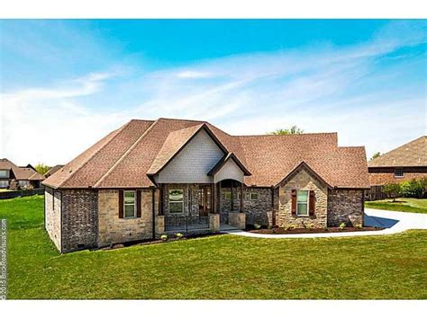 Homes for sale in cave springs ar. 1405 Spring Water Way, Cave Springs, AR 72718 is pending. View 14 photos of this 4 bed, 3 bath, 2450 sqft. single family home with a list price of $625000. 