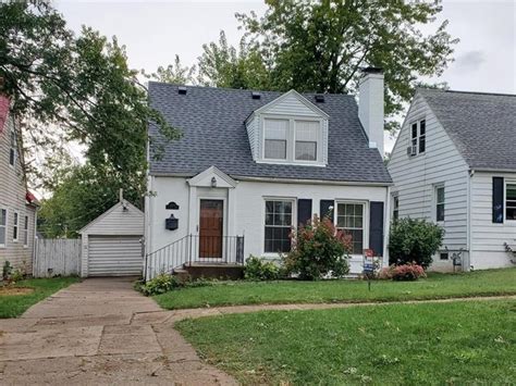 Homes for sale in cedar rapids ia. View detailed information about property 1895 33rd Ave SW, Cedar Rapids, IA 52404 including listing details, property photos, school and neighborhood data, and much more. 