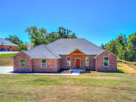 Homes for sale in choctaw oklahoma. Things To Know About Homes for sale in choctaw oklahoma. 