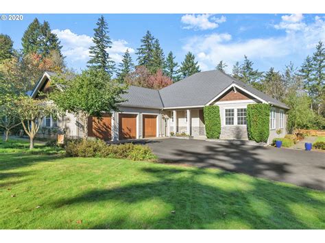 Homes for sale in clackamas oregon. 1,594 Sq Ft. 11878 SE Bridal Veil Falls Place, Happy Valley, OR 97086. This to-be-built home is the "1594" plan by Holt Homes, and is located in the community of The Pleasant Valley Villages. This single family plan home is priced from $644,960 and has 3 bedrooms, 2 baths, is 1,594 square feet, and has a 2-car garage. 