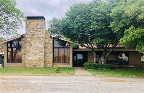 Homes for sale in comanche tx. Home values for zips near Comanche, TX. 76442 Homes for Sale $281,900; 76446 Homes for Sale $245,000; 76448 Homes for Sale $207,500; 76531 Homes for Sale $227,000; 76857 Homes for Sale $208,250; 